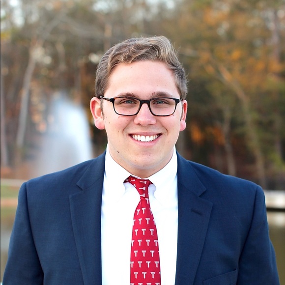 Meet your Posher, Douglas - Picture 3 of 4